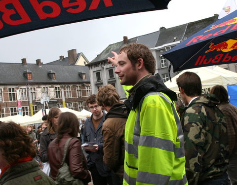 Student Kick-off 2007 op het Sint-Pietersplein-33674