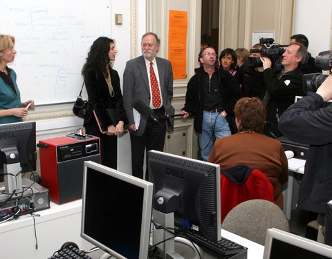 Werkbezoek van minister Arena aan het Universitair Centrum voor Talenonderwijs (UCT)-33970