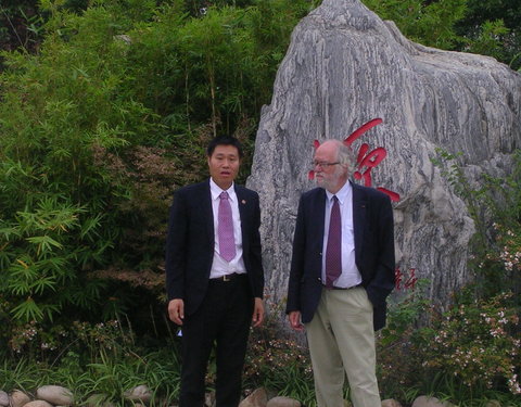 Ondertekening overeenkomst met de Shanghai Jiao Tong University-34846