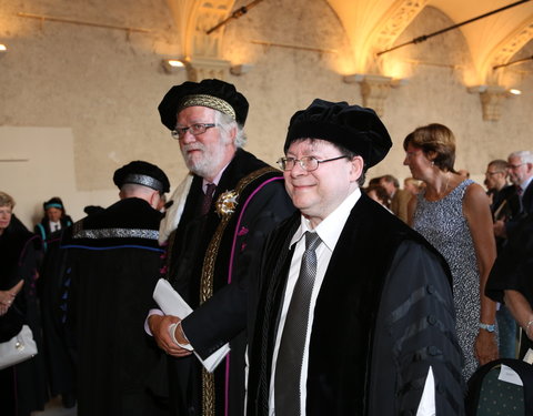 Uitreiking institutioneel eredoctoraat -34915