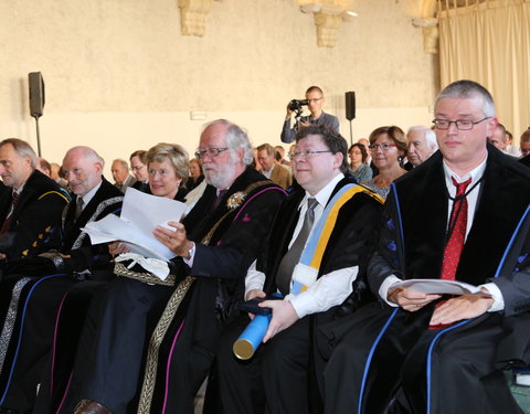 Uitreiking institutioneel eredoctoraat -34933