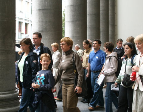 Inhuldiging van nieuwe wandelroute langs universitaire gebouwen-35174