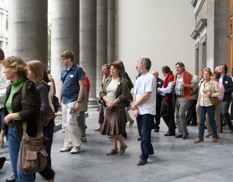 Inhuldiging van nieuwe wandelroute langs universitaire gebouwen-35175