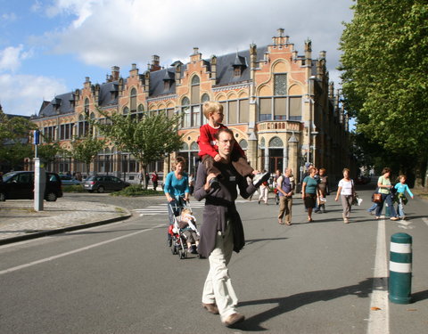 Inhuldiging van nieuwe wandelroute langs universitaire gebouwen-35194