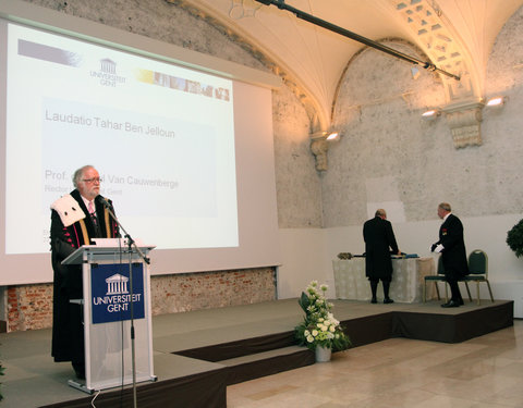 Uitreiking institutioneel eredoctoraat UGent in samenwerking met de Stad Gent aan Tahar Ben Jelloun-3620