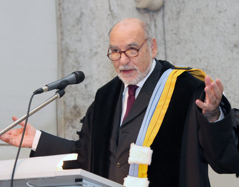 Uitreiking institutioneel eredoctoraat UGent in samenwerking met de Stad Gent aan Tahar Ben Jelloun-3644