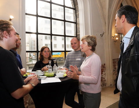 Onthaalontbijt voor nieuwe UGent medewerkers, aangenomen tijdens de periode van 13 mei 2013 tot en met 20 september 2013-36838