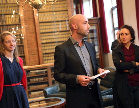 Overhandiging cheque vanwege Amon aan het Universiteitsfonds-36965