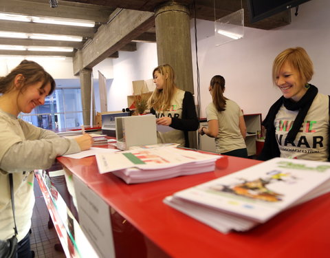 Dag van de Wetenschap 2013: Wetenschapsfestival in Kunstencentrum Vooruit-37851