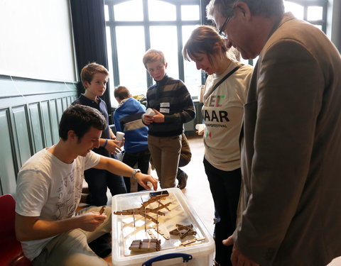 Dag van de Wetenschap 2013: Wetenschapsfestival in Kunstencentrum Vooruit-37899