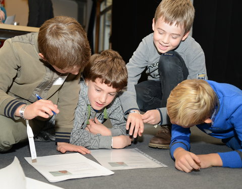 Dag van de Wetenschap 2013: Wetenschapsfestival in Kunstencentrum Vooruit-37939