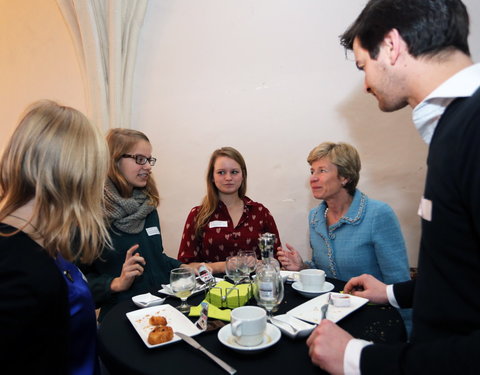 Onthaalontbijt voor nieuwe UGent medewerkers, aangenomen tijdens de periode van 31 oktober 2013 tot en met 20 november 2013-3892