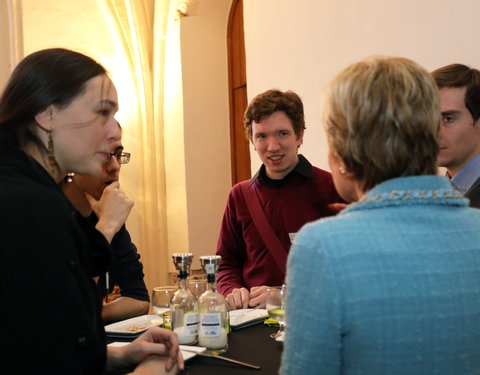 Onthaalontbijt voor nieuwe UGent medewerkers, aangenomen tijdens de periode van 31 oktober 2013 tot en met 20 november 2013-3892