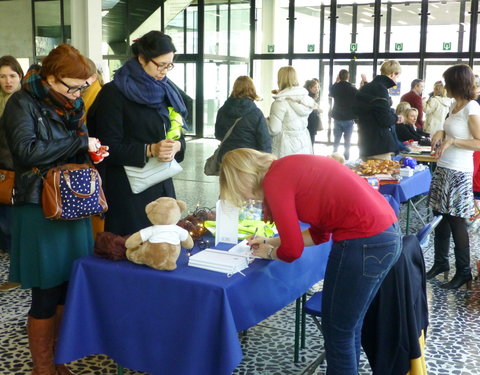 'Kerstmarkt for Life' ten voordele van vzw Kras, de koepel van de armoedeverenigingen van groot-Gent-39005