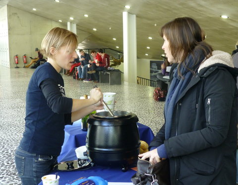 'Kerstmarkt for Life' ten voordele van vzw Kras, de koepel van de armoedeverenigingen van groot-Gent-39006