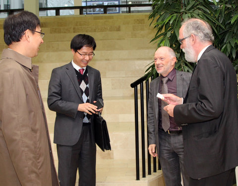 Ondertekening financieel akkoord tussen UGent en Koreaanse partners i.v.m. branch campus in Incheon (Zuid-Korea)-3903