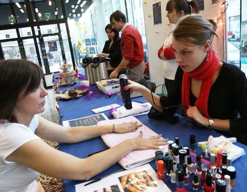 'Kerstmarkt for Life' ten voordele van vzw Kras, de koepel van de armoedeverenigingen van groot-Gent-39030