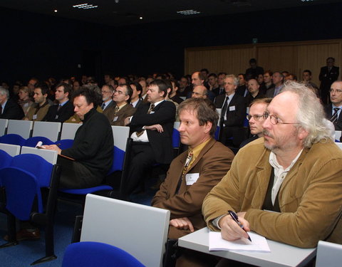 Opening cleanrooms op campus Ardoyen-39230