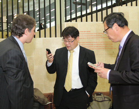 Ondertekening financieel akkoord tussen UGent en Koreaanse partners i.v.m. branch campus in Incheon (Zuid-Korea)-3948