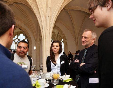 Onthaalontbijt voor nieuwe UGent medewerkers, aangenomen tussen 1 november 2013 en 31 januari 2014-40401