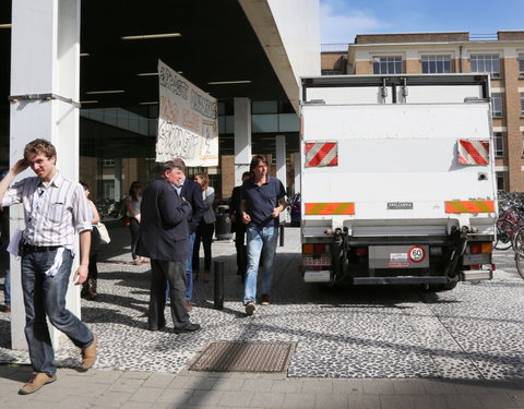 Studenten van UGent, HoGent en Arteveldehogeschool manifesteren voor kwaliteitsvol onderwijs en tegen onderfinanciering-41349