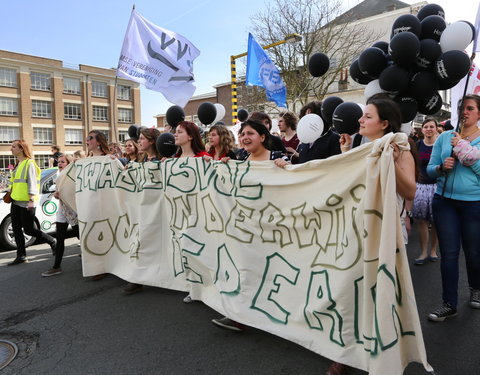 Studenten van UGent, HoGent en Arteveldehogeschool manifesteren voor kwaliteitsvol onderwijs en tegen onderfinanciering-41352