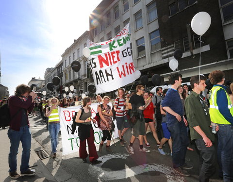 Studenten manifesteren voor betere financiering van het hoger onderwijs