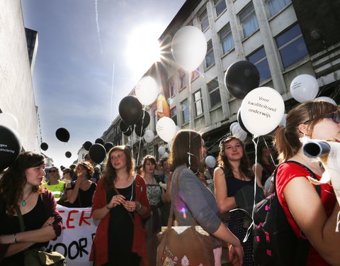 Studenten van UGent, HoGent en Arteveldehogeschool manifesteren voor kwaliteitsvol onderwijs en tegen onderfinanciering-41381