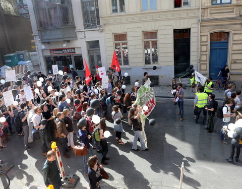 Studenten van UGent, HoGent en Arteveldehogeschool manifesteren voor kwaliteitsvol onderwijs en tegen onderfinanciering-41385