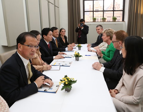 Ondertekening verlenging samenwerkingsakkoord met Sichuan University-41402