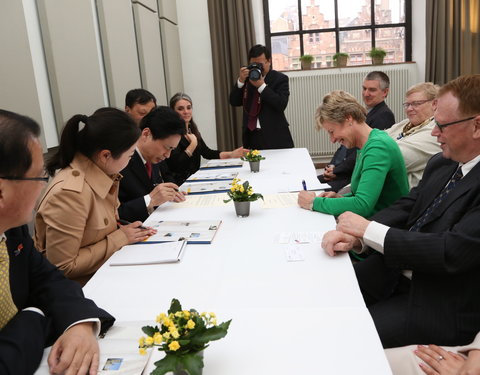 Ondertekening verlenging samenwerkingsakkoord met Sichuan University-41410