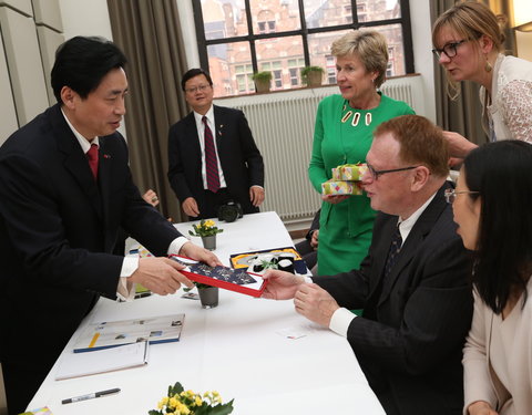 Ondertekening verlenging samenwerkingsakkoord met Sichuan University-41416