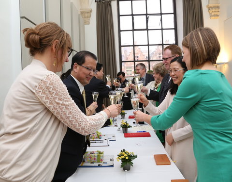 Ondertekening verlenging samenwerkingsakkoord met Sichuan University-41422