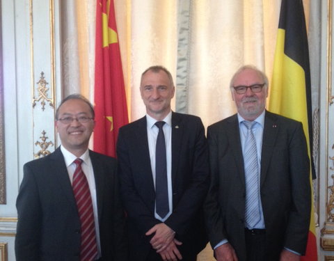 Ondertekening in Egmontpaleis van overeenkomst voor 'Joint Laboratory of Global Change and Food Security' tussen UGent en Chines