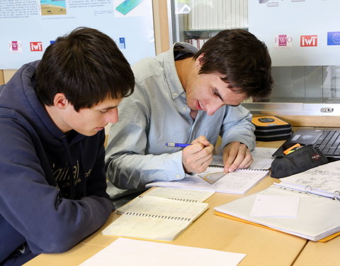 Sfeerbeelden op campus Sterre-42608