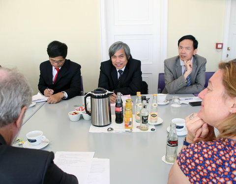 Ontmoeting delegatie Hué University (Vietnam)-42720