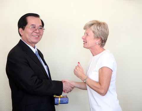 Ontmoeting delegatie Hué University (Vietnam)-42733