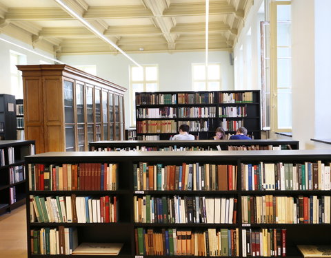 Blokken in de faculteitsbibliotheek Letteren en Wijsbegeerte-42822