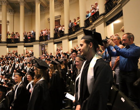 Proclamatie 2013/2014 faculteit Diergeneeskunde -43984