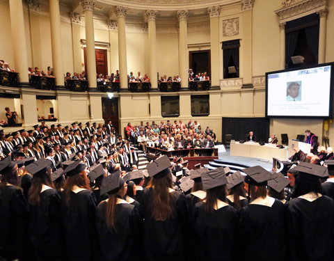 Proclamatie 2013/2014 faculteit Diergeneeskunde -44002