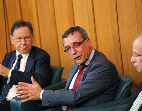 6de editie van 'The Flanders Informal Summit in Ghent' met debat over uitdagingen voor de universiteiten en wetenschappelijk ond