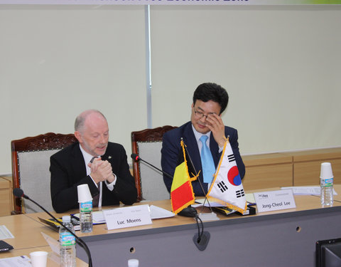 Ondertekening Memory of Understanding (MOU) tussen UGent en Incheon Free Economic Zone (IFEZ) in Songdo (Zuid-Korea)-4479