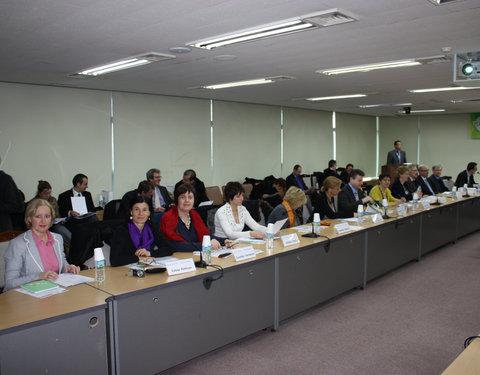 Ondertekening Memory of Understanding (MOU) tussen UGent en Incheon Free Economic Zone (IFEZ) in Songdo (Zuid-Korea)-4480