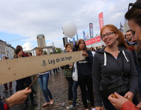 Student Kick-off 2014, actie 'Leg de lat hoger'-45105