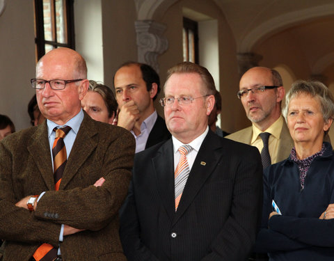 Voorstelling en inwandeling van UGentPassage (themawandeling langs elf plaatsen die de relatie tussen stad, universiteit en same