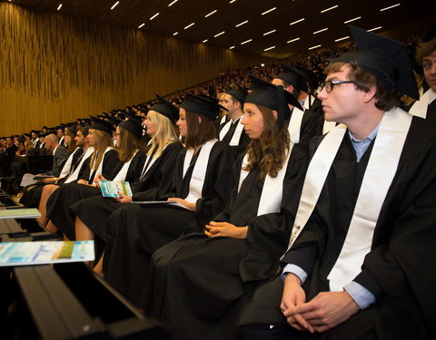 Proclamatie 2013/2014 faculteit Economie en Bedrijfskunde-45748