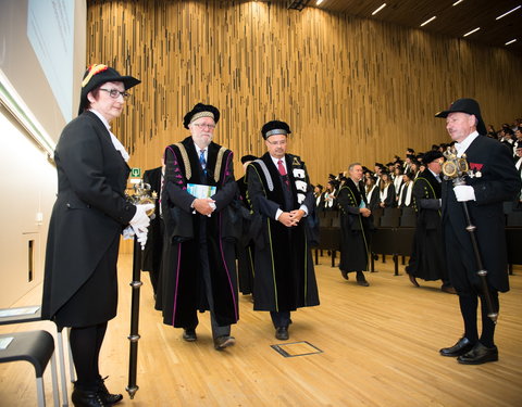 Proclamatie 2013/2014 faculteit Economie en Bedrijfskunde-45782