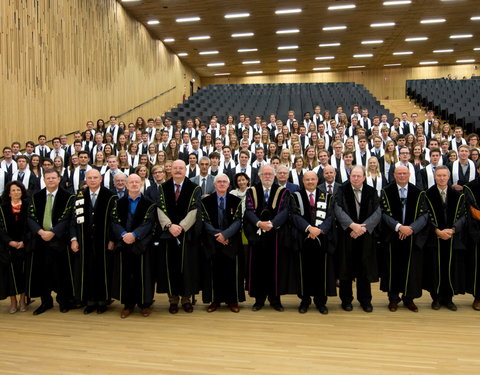 Proclamatie 2013/2014 faculteit Economie en Bedrijfskunde-45819