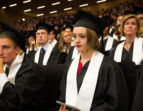 Proclamatie 2013/2014 faculteit Economie en Bedrijfskunde-45863