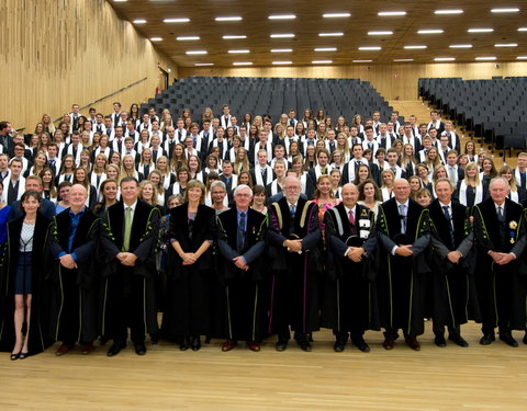 Proclamatie 2013/2014 faculteit Economie en Bedrijfskunde-45870